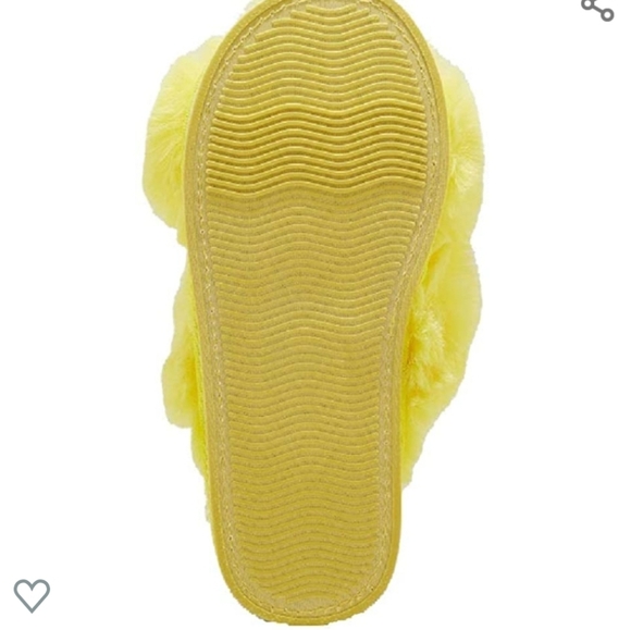 NWT Cat & Jack Fuzzy Slippers - Picture 3 of 3